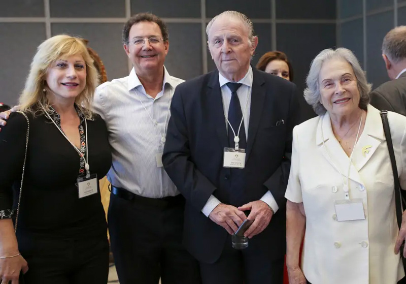 Ms. Shlomit Barnea, Member of the Award Committee, Mr. Arie Dubson, Chairman of the A.M.N. Foundation, Mr. Jaime Aron, Member of the Award Committee, and Prof. Ruth Arnon, Member of the Award Committee.