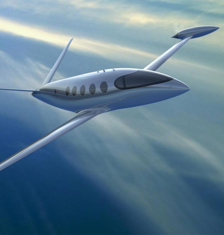 Company, launched by HU-grad, unveils world’s first all-electric plane