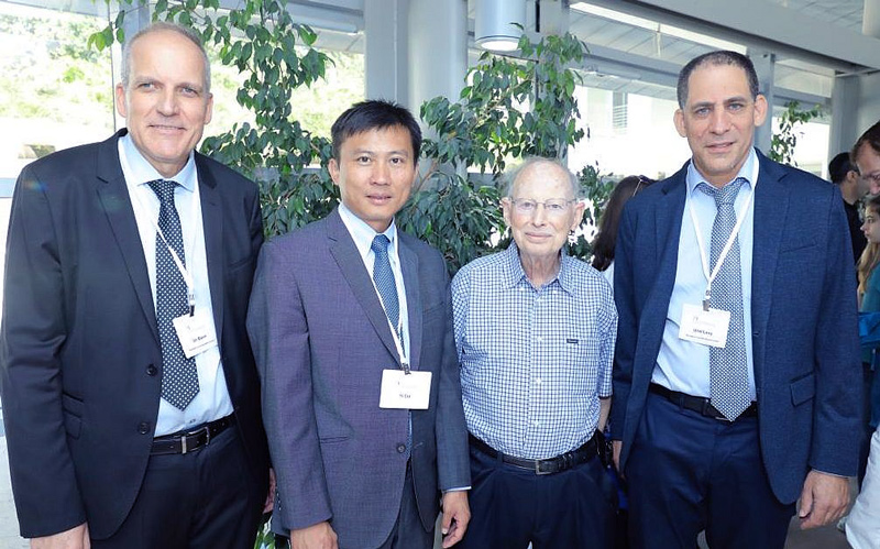 Prof Uri Banin, chair, former founding director of Hebrew University Center for Nanoscience and Nanotechnology (HUCNN), left to right, Yi Cui, Prize Laureate, Dan Maydan, and Uriel Levy, director of the HUCNN; June 17, 2019