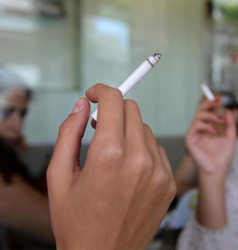 HU medical expert: Smokers seem at higher risk from coronavirus