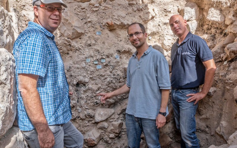 From left-right: Prof. Yuval Gadot, TAU PhD student Yoav Vaknin, IAA archaeologist Dr. Yiftach Shalev at the site where remnants of the 586 BCE destruction of Jerusalem by the Babylonians were discovered in the City of David Park in Jerusalem.