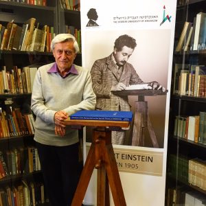 Prof. Gutfreund in the Einstein Archives