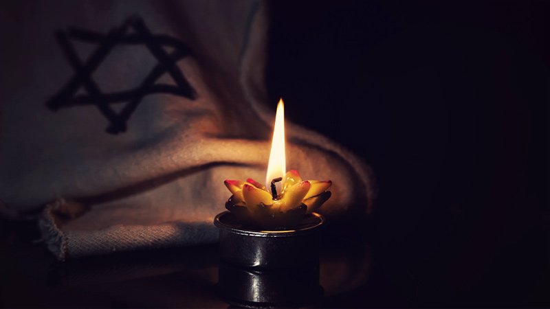 Candle and Star of David