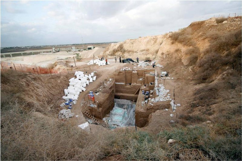 Aerial photo of the Nesher Ramla site