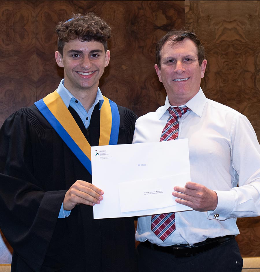 Congratulations to Isaac Henry, recipient of the CFHU Rothberg